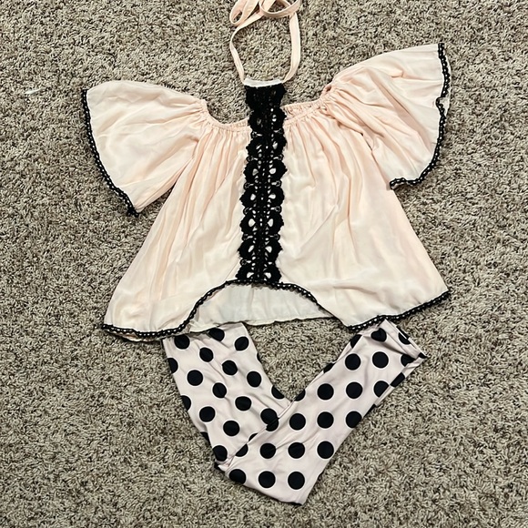 Girls size 4/5T light pink/apricot tie around neck blouse and polka dot pants - Picture 3 of 5